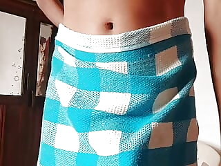 Indian boy towel show big..