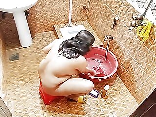 Pakistani bigass step mom in..